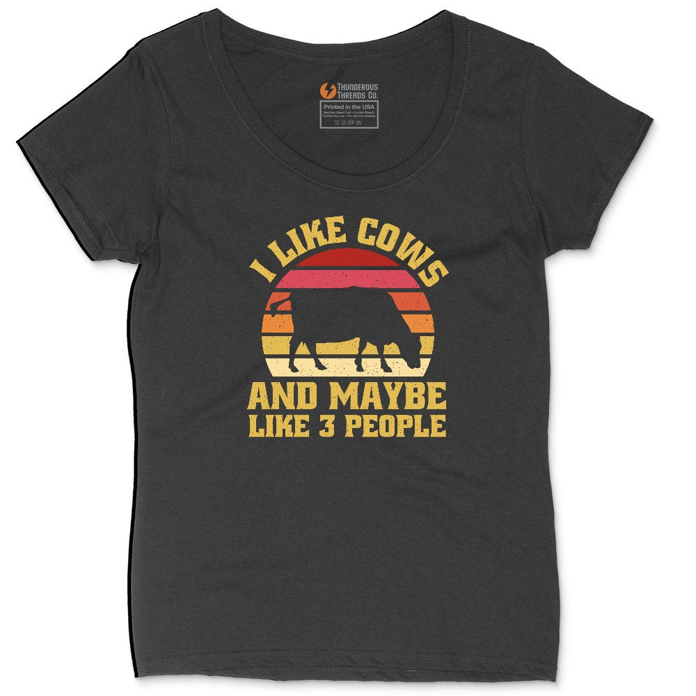 I Like Cows and Maybe Like 3 People Ladies Curvy Tee - Black
