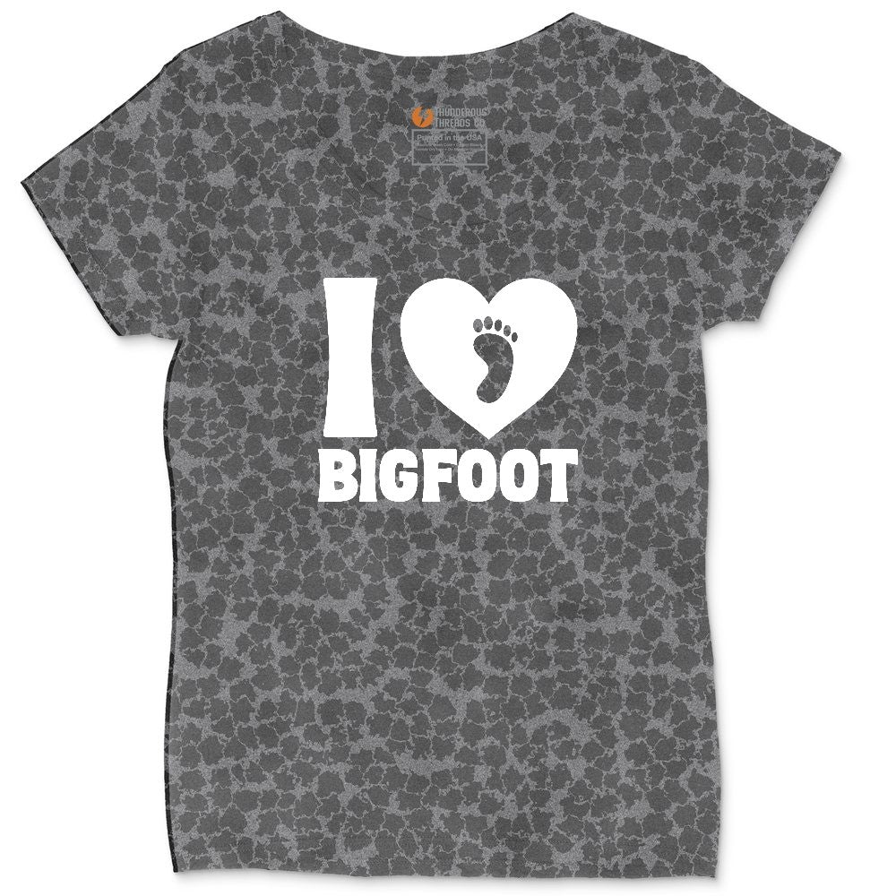 I Love Bigfoot Ladies Curvy Tee - Black Leopard