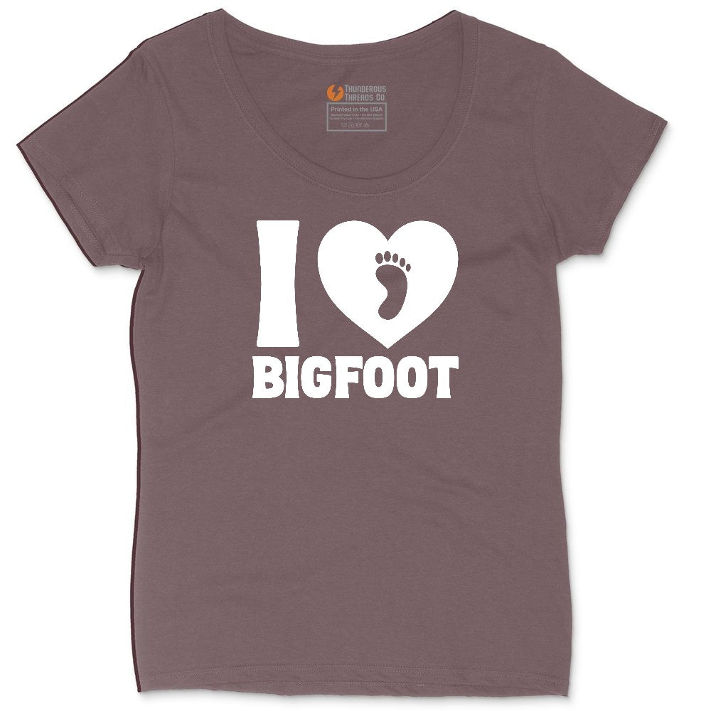 I Love Bigfoot Ladies Curvy Tee - Sangria Blackout